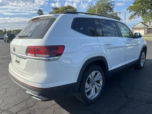 2021 Volkswagen Atlas 3.6L SE w/Technology