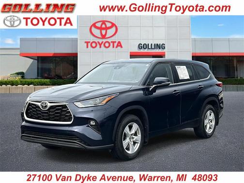 2022 Toyota Highlander LE