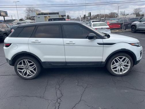 2017 Land Rover Range Rover Evoque SE