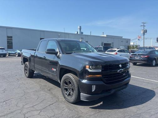Black 2019 Chevrolet Silverado 1500 2LT