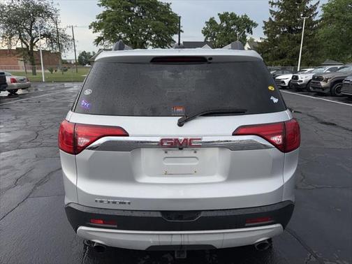 2019 GMC Acadia SLE-2