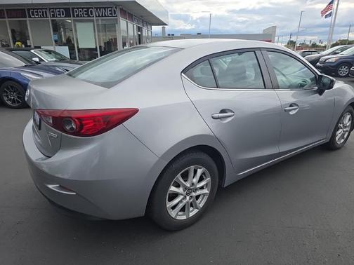 2016 Mazda Mazda3 i Sport