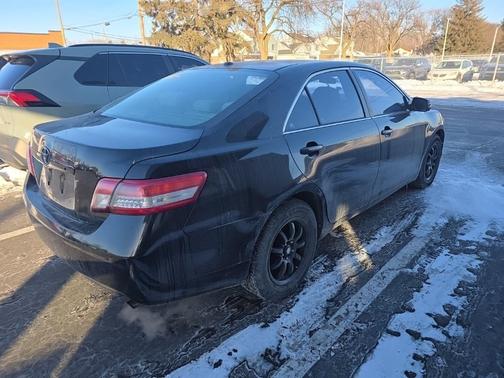 2011 Toyota Camry LE