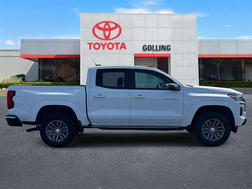 Summit White 2023 Chevrolet Colorado LT