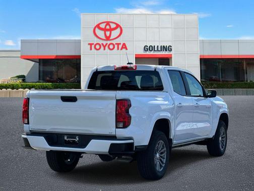 Summit White 2023 Chevrolet Colorado LT