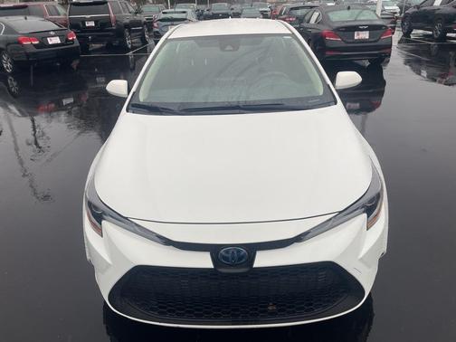 2020 Toyota Corolla Hybrid LE