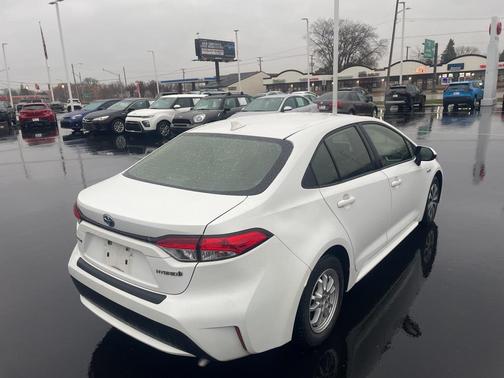2020 Toyota Corolla Hybrid LE