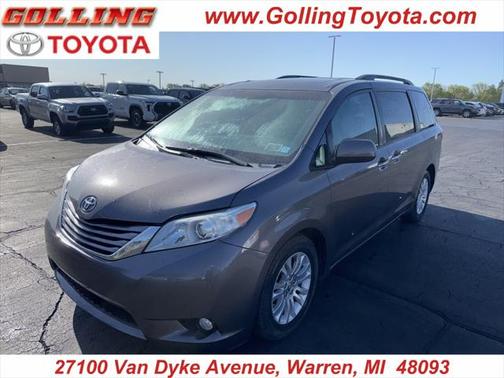 2015 Toyota Sienna XLE