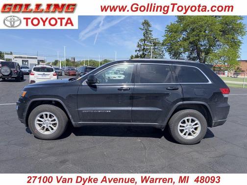 Diamond Black Crystal Pearlcoat 2020 Jeep Grand Cherokee Laredo