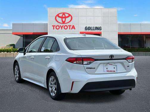 Wind Chill Pearl 2026 Toyota Corolla LE