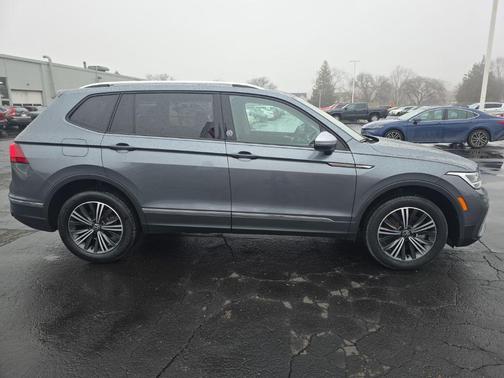 2024 Volkswagen Tiguan 2.0T Wolfsburg Edition
