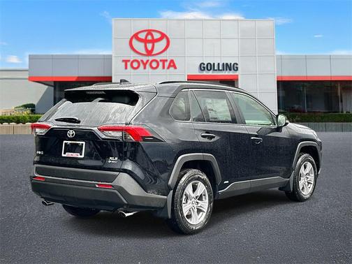 2025 Toyota RAV4 Hybrid XLE