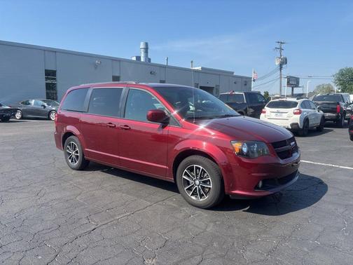 Octane Red Pearlcoat 2019 Dodge Grand Caravan GT