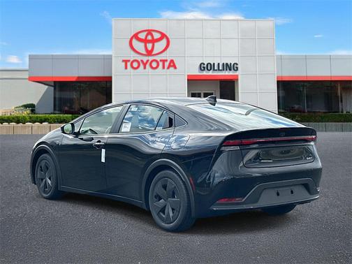 2025 Toyota Prius LE