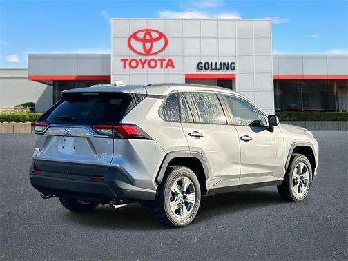 2025 Toyota RAV4 Hybrid LE