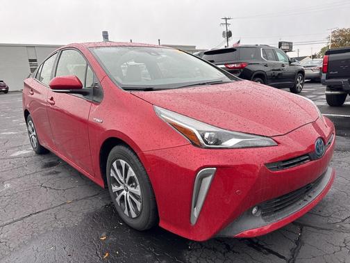 2021 Toyota Prius XLE