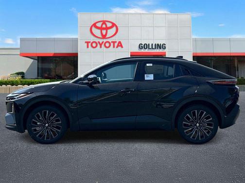 Midnight Black Metallic 2026 Toyota C-HR XSE