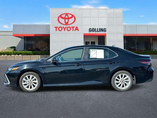 Midnight Black Metallic 2023 Toyota Camry LE