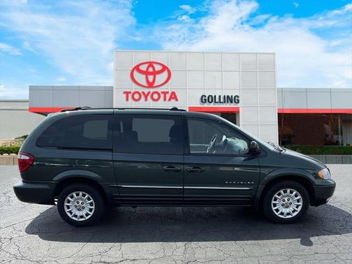 2001 Chrysler Town & Country LXi
