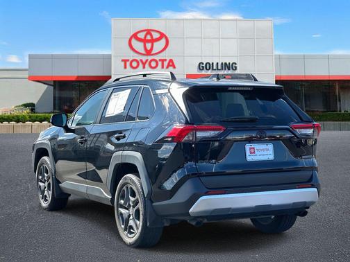 2022 Toyota RAV4 Adventure