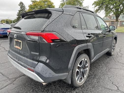 2019 Toyota RAV4 Adventure