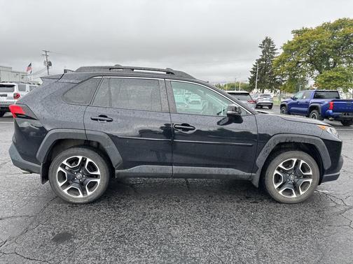 2019 Toyota RAV4 Adventure