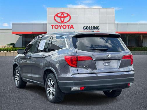 Modern Steel Metallic 2017 Honda Pilot EX-L