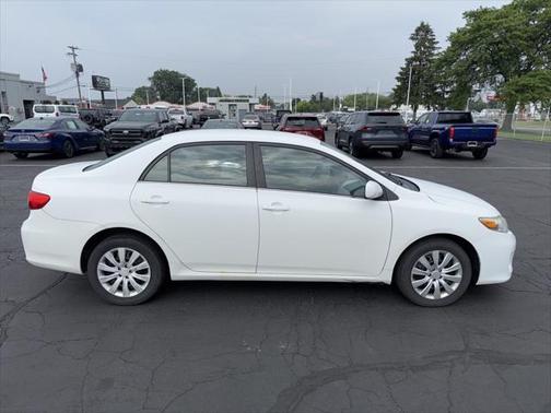 2013 Toyota Corolla LE