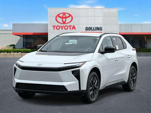 Wind Chill Pearl 2026 Toyota bZ XLE Plus