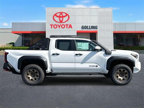 2025 Toyota Tacoma Hybrid Trailhunter