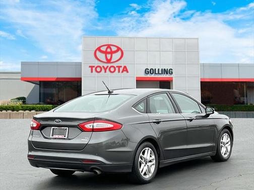 2015 Ford Fusion SE