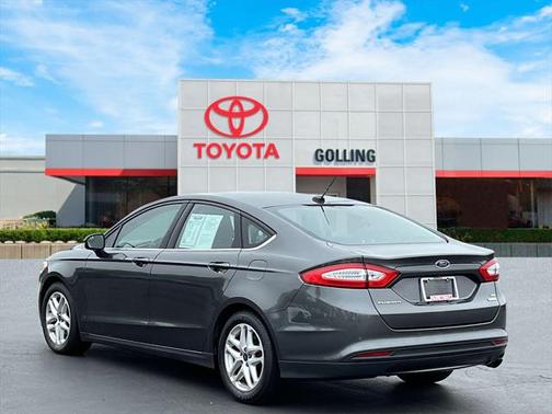 2015 Ford Fusion SE