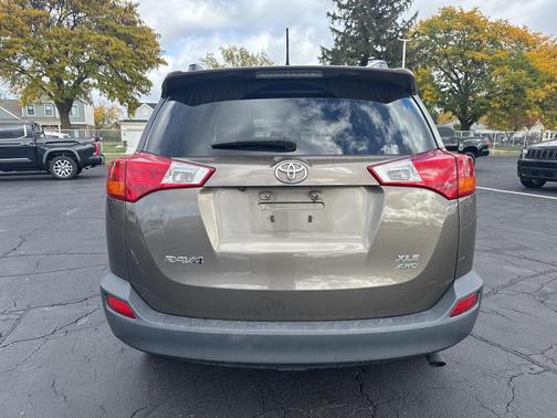 2013 Toyota RAV4 XLE