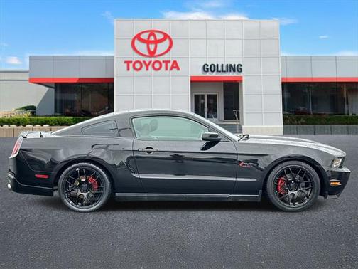 2011 Ford Mustang GT Premium