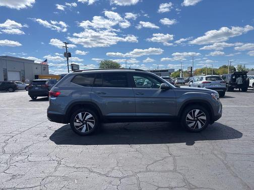 Gray 2025 Volkswagen Atlas 2.0T SE w/Technology 4MOTION