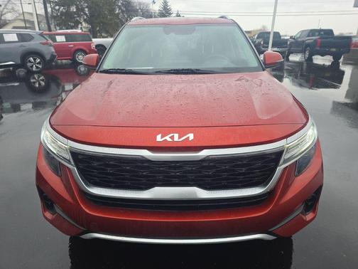 2023 Kia Seltos S