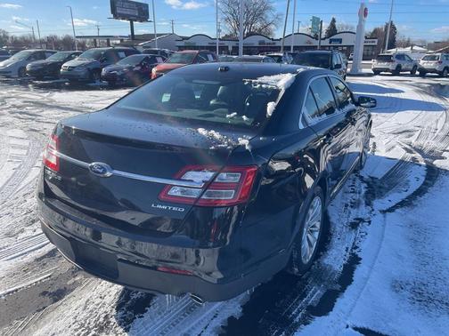 2016 Ford Taurus Limited