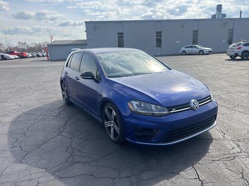 2016 Volkswagen Golf R 4-Door
