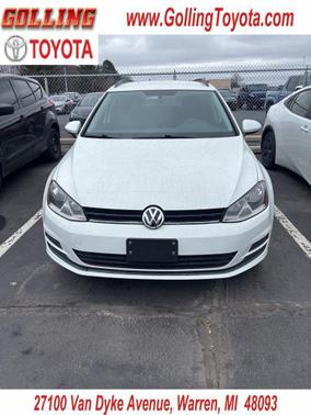 2016 Volkswagen Golf SportWagen TSI S 4-Door