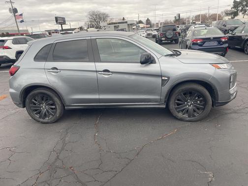 2025 Mitsubishi Outlander Sport 2.0 LE
