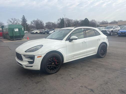 2017 Porsche Macan Macan GTS