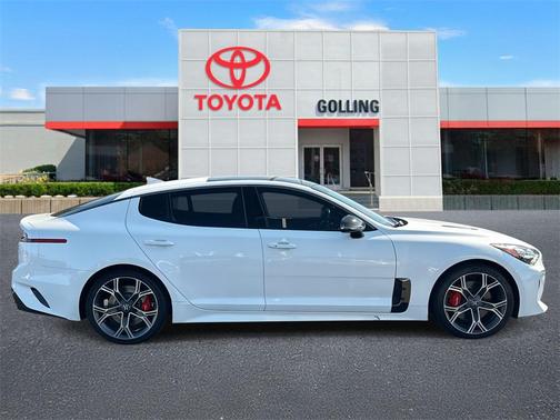 2021 Kia Stinger GT2