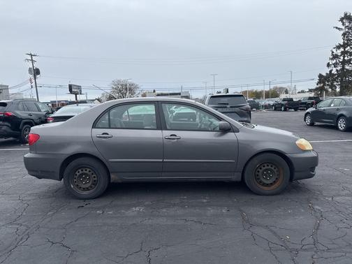 2005 Toyota Corolla LE
