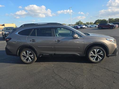 2022 Subaru Outback Limited XT