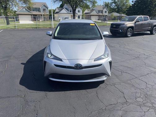 Classic Silver Metallic 2022 Toyota Prius L