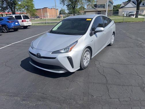 Classic Silver Metallic 2022 Toyota Prius L