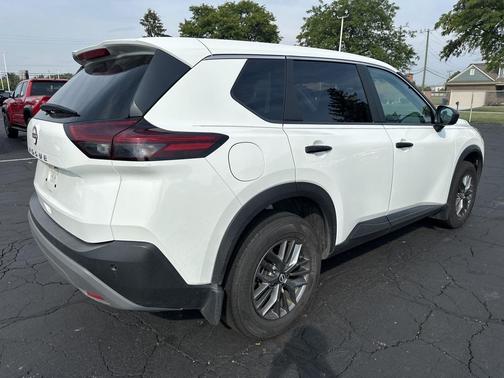 2023 Nissan Rogue S