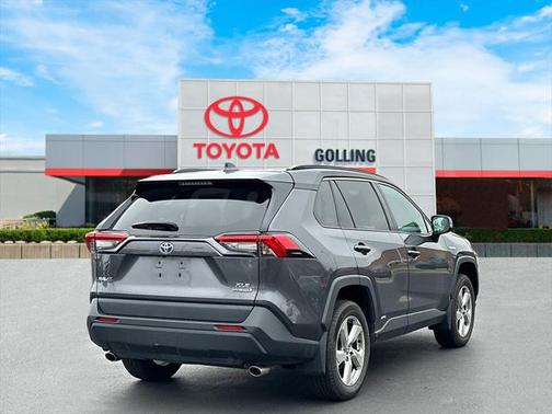 2021 Toyota RAV4 Hybrid XLE Premium