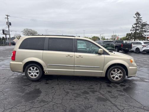 White Gold Clearcoat 2011 Chrysler Town & Country Touring