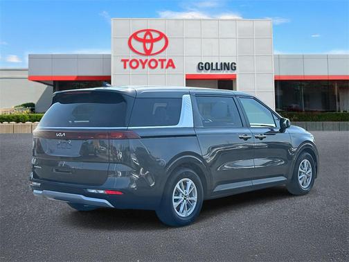 2023 Kia Carnival LX